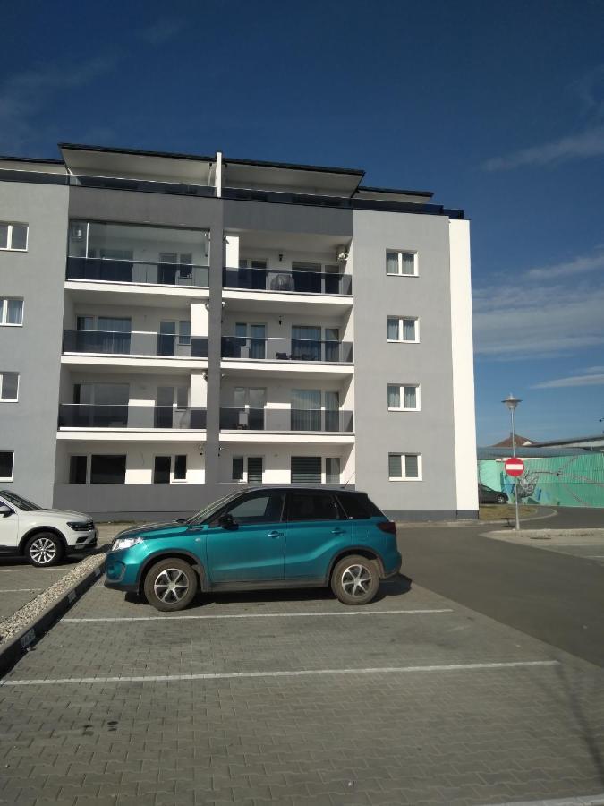 Azzurro Apartment Sibiu Luaran gambar