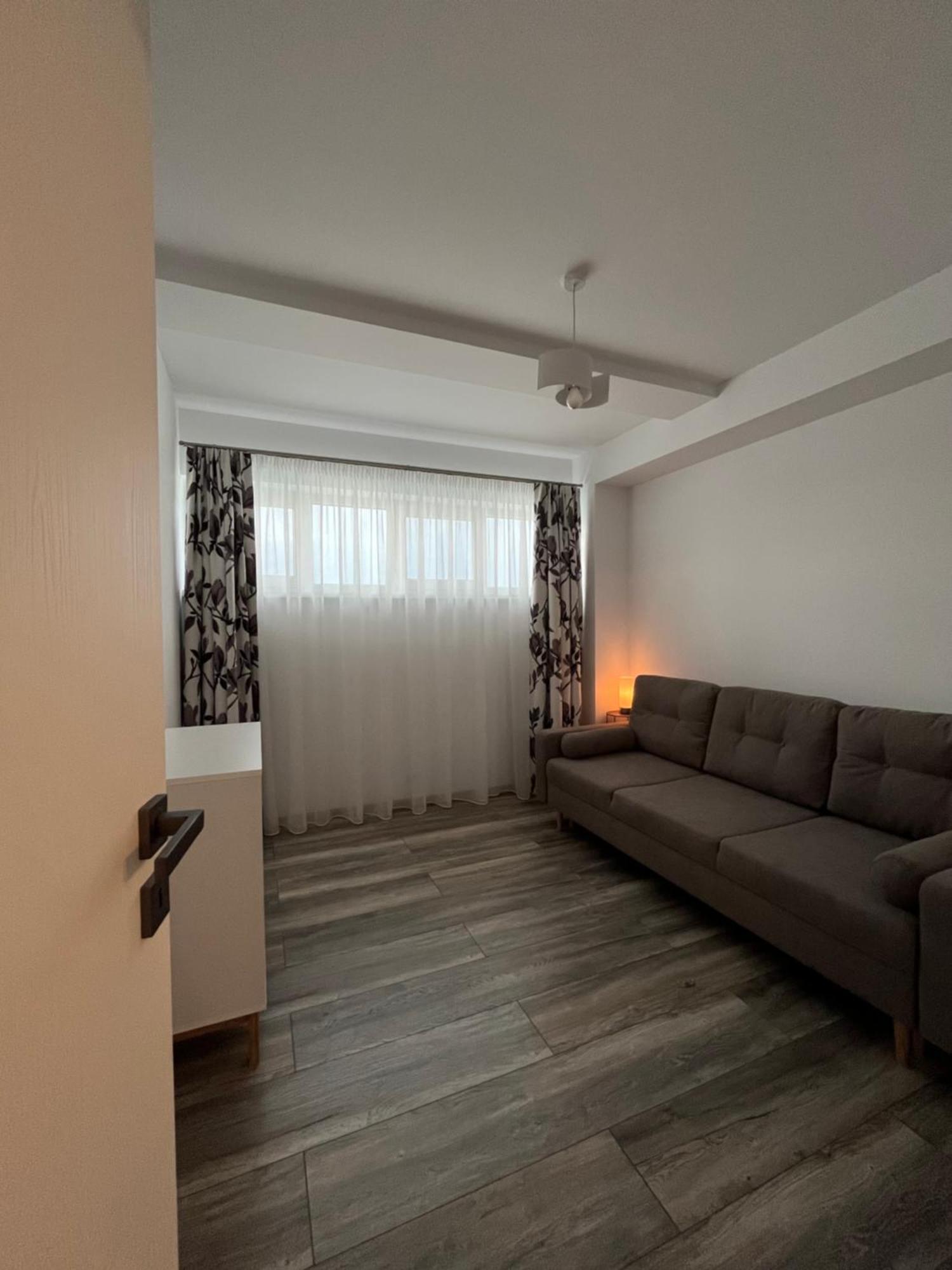 Azzurro Apartment Sibiu Luaran gambar
